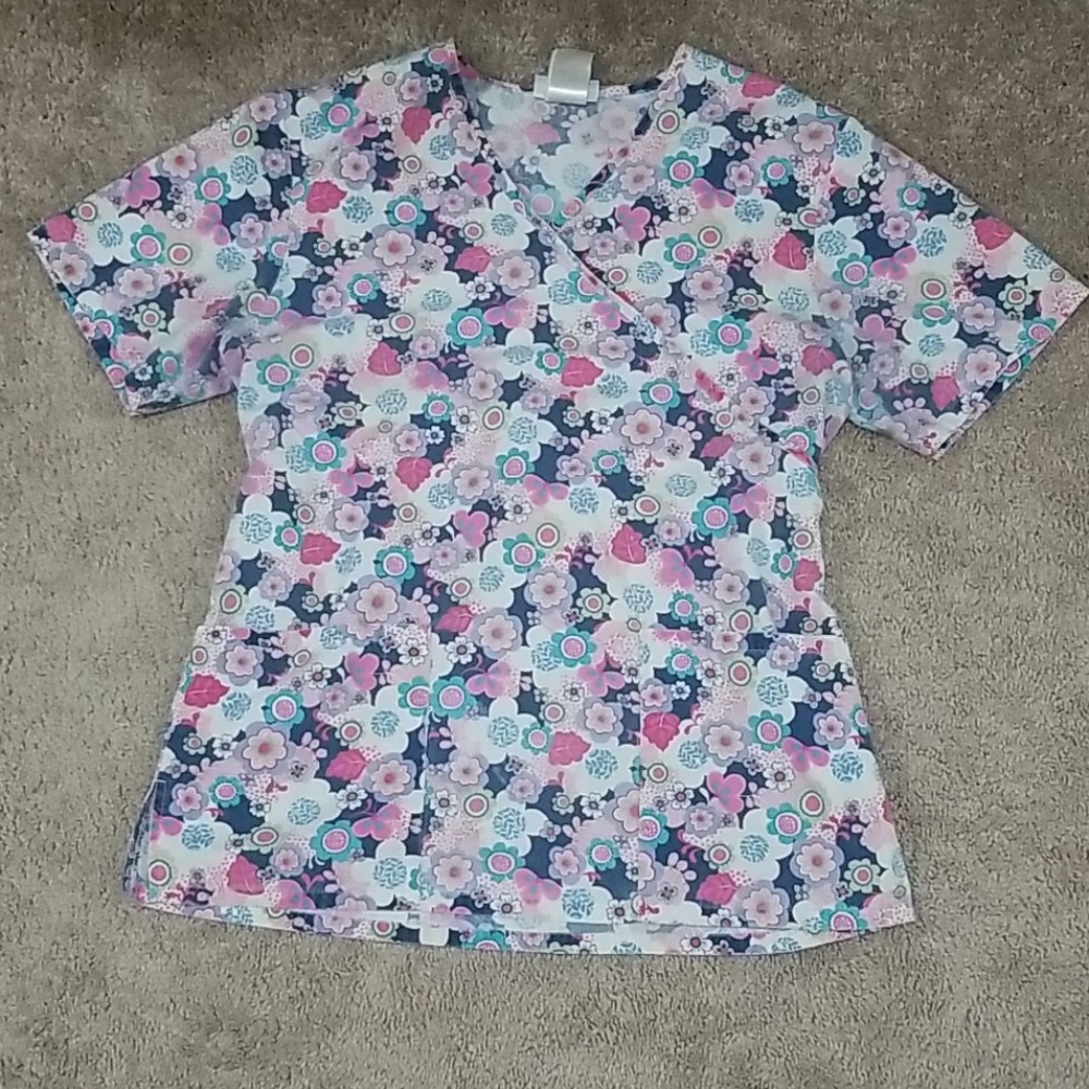 SB Scrub Top